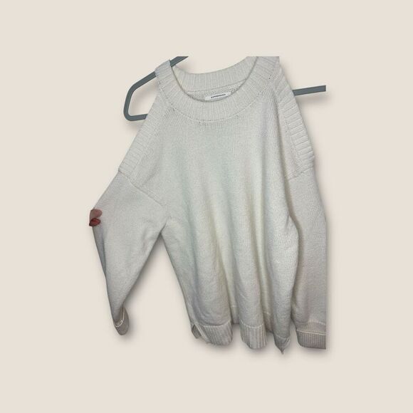 By Anthropologie Cold Shoulder Knit Long Sleeve Sweater Cream Size Medium - Picture 3 of 6